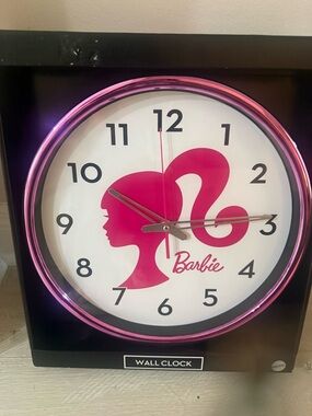 Barbie Clock NWT